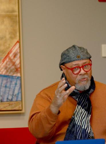 Photo of artist Dewey Crumpler