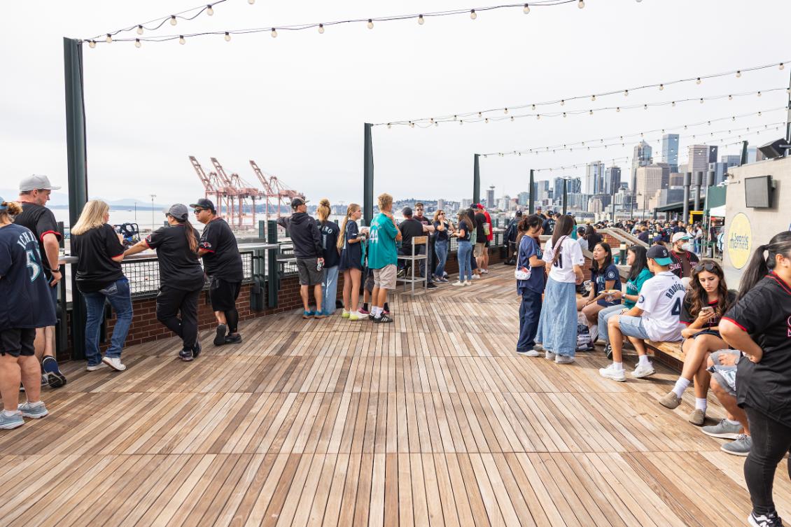 rooftop at t mobile