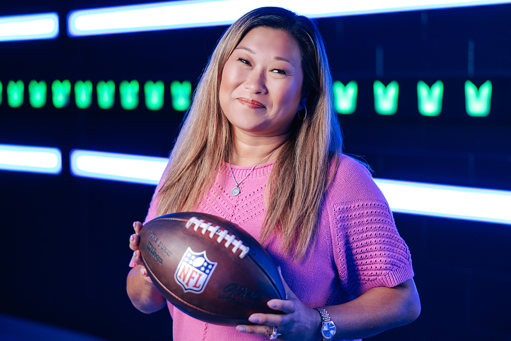 Photo of Mel Hoshino