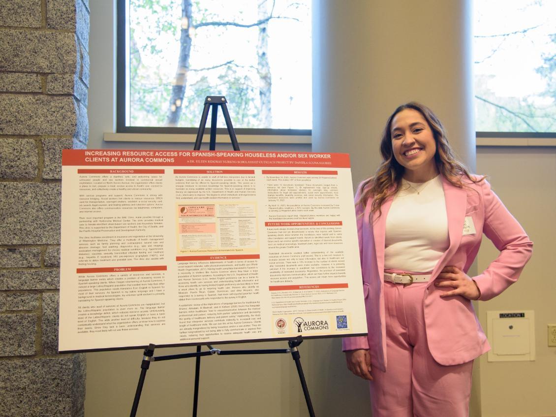 Daniela Acuna Aguirre, BSN '24, presenting her research project