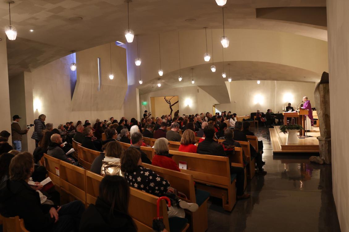 Advent Mass pic