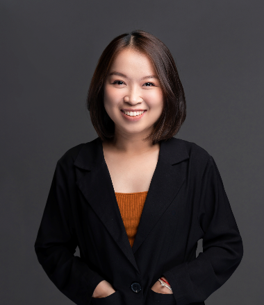 photo of graduate coordinator hanh pham